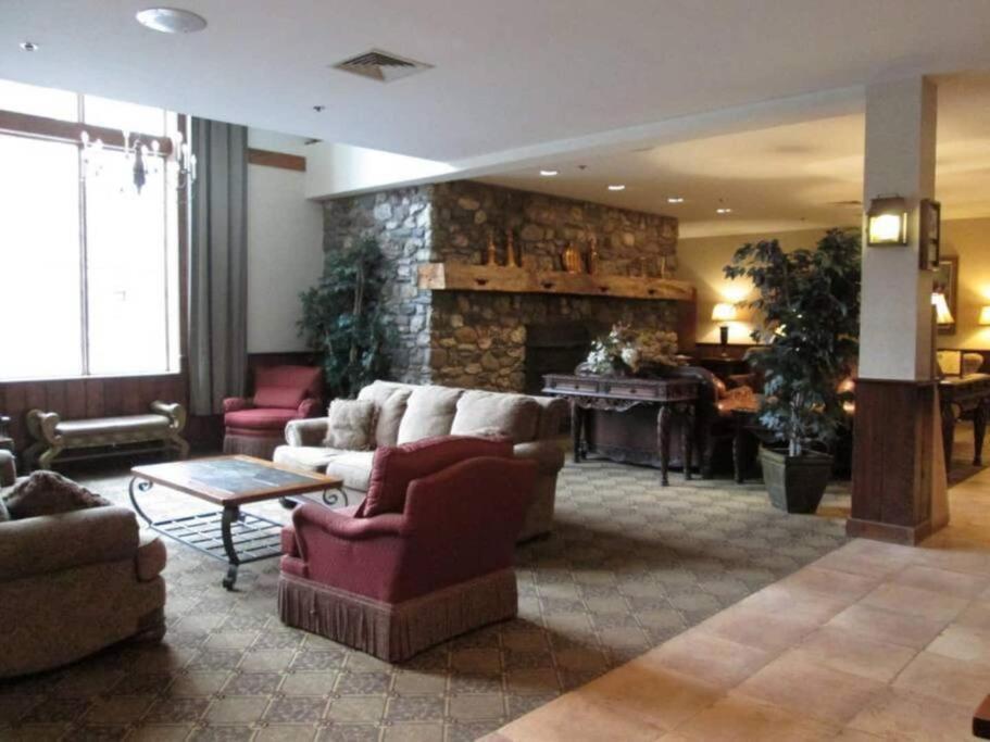 Ski On Off 1Br Suite 1St Flr Sleeps 4 Jiminy Peak Hancock Eksteriør bilde